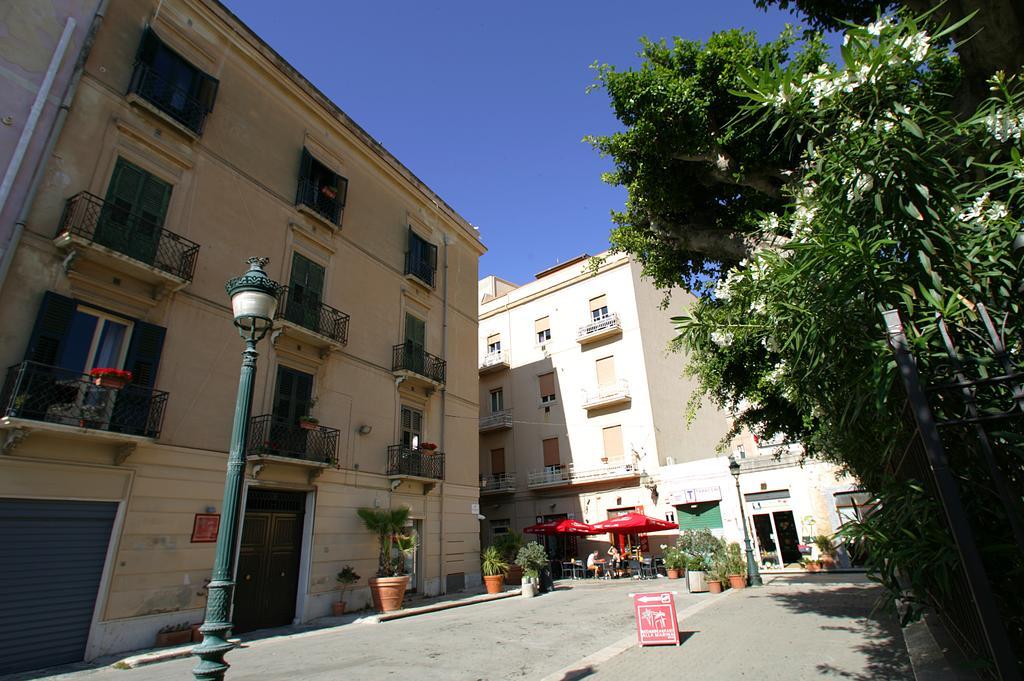 Alla Marina Bed And Breakfast Trapani Exteriör bild